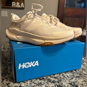 Hoka Transport